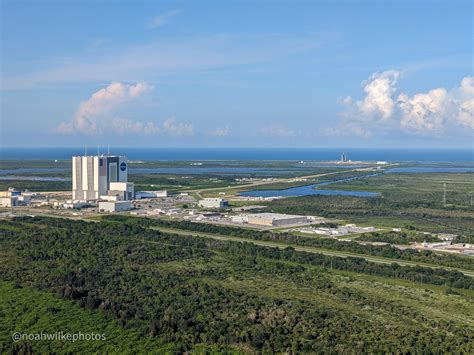 The Vehicle Assembly Building And Launch Complex 39 A With A Spacex
