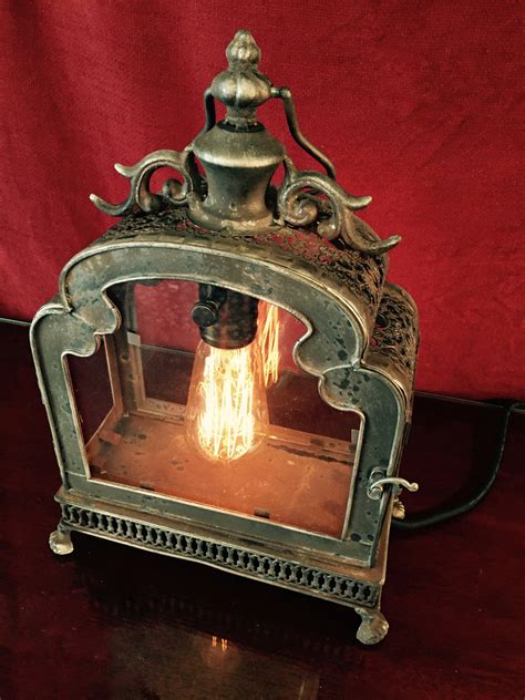 Illuminated Glassdoor Lantern