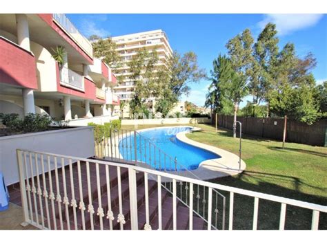 Miles de anuncios de agencias inmobiliarias y particulares. Piso en venta en Calle Ronda del Golf Este en ...