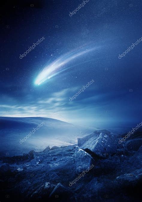 Night Sky Comet — Stock Photo © Solarseven 98058596