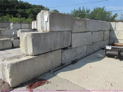 Concrete Masonry Retaining Wall