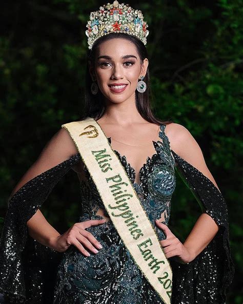 Missosology On Instagram Naelah Alshorbaji Miss Philippines Earth