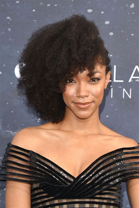 This is for the one that play sasha. Sonequa Martin-Green - "Star Trek: Discovery" TV Show ...