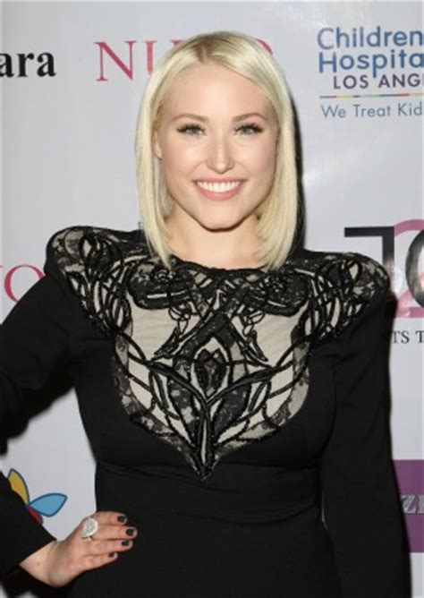 Actress hayley hassehoff donates some of her favourite items of clothing to the #okclosetclearout auction, to help raise funds for victims of domestic abuse thr.ough the @refugecharity. Hayley Hasselhoff doesn't seem to remember getting DUI