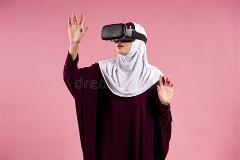 Arab Woman In Hijab Interacts With Glasses Stock Image Image Of Lady Beautiful 138714893