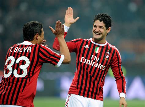 See more of ~thiago silva (a.c. Thiago Silva Photos Photos - AC Milan v AC Chievo Verona ...