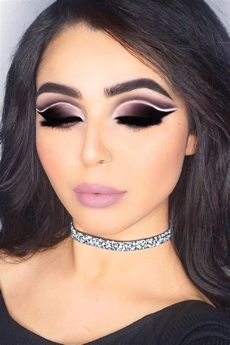 30 Cut Crease Makeup Ideas To Try This Year Trendy Eyeshadow Cut