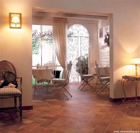 Wer für seinen bodenbelag sowohl robustheit und hohe qualität als auch ästhetisches design sucht, wird mit fliesen von marazzi mit einmal all seine wünsche erfüllen. Schöne Landhaus Fliesen in Berlin kaufen - Berliner ...