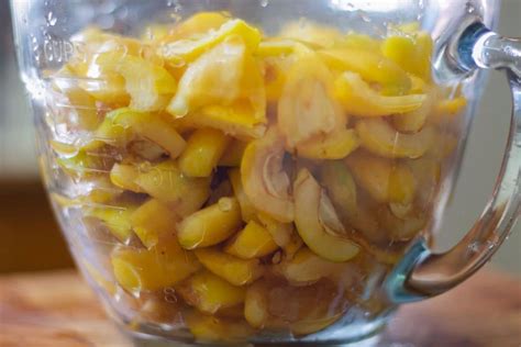 1 loquat in the kitchen. Loquat Jam