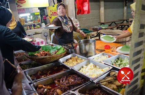 Nasi lemak famous might be the answer for you. Nasi Lemak Famous @ Bangsar Food Court. Sedap & Murah!