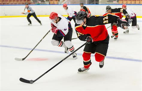 Hockey sur glace. Une rencontre FranceRussie à la patinoire de l'Île