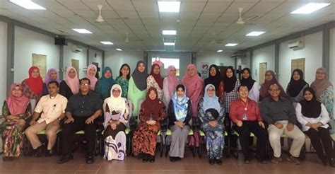 Cawangan perumahan penjawat awam malaysia jabatan perumahan negara kementerian perumahan dan kerajaan tempatan aras 35, no.51 persiaran perdana presint 4, 62100 putrajaya malaysia. Kursus Ketrampilan Diri & Etika Profesional Penjawat Awam