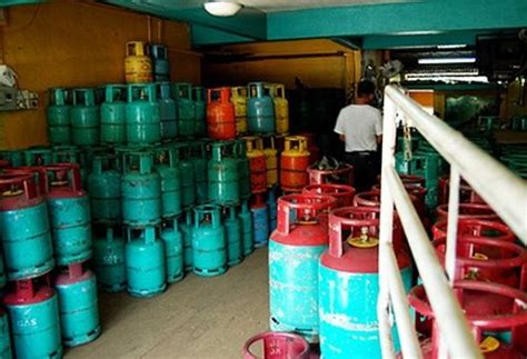 Tersedia dalam berbagai ukuran, harga lpg 12 kg kosong bekas dibanderol mulai rp268 ribuan. Harga Tong Gas Lpg Dijangka Naik Sebanyak Rm7 Setong Tahun ...