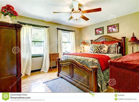 Still, many are hesitant to take on the task of perfecting a red bedroom. Elegant Bedroom With Red And Gold Interior. Royalty Free ...
