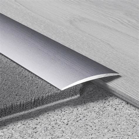Stellt saubere übergänge zwischen belägen unterschiedlicher höhe her; LOGOCLIC Übergangsprofil (Edelstahl, 1 m x 60 mm x 5 mm ...