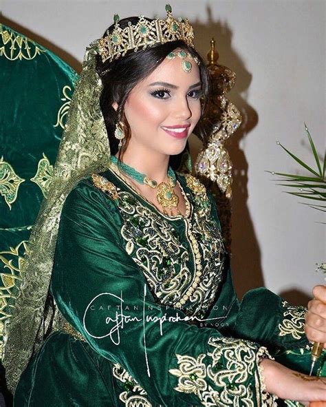 Caftan vert et doré Moroccan bride Moroccan dress Moroccan fashion