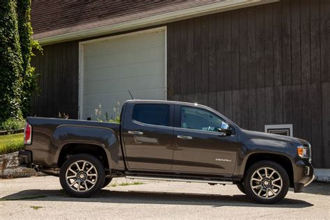 2019 Gmc Canyon Specs Price Mpg And Reviews