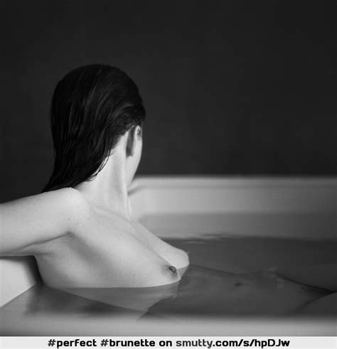 brunette water wet bathtub reflection nipples boobs breasts tits sexy beauty art artistic