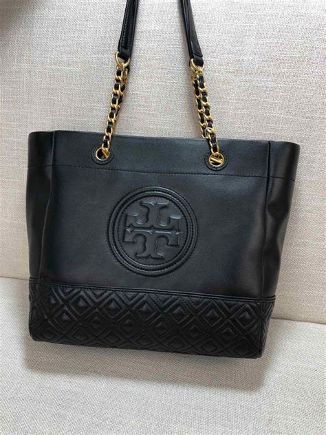 Tory Burch Fleming Leather Tote Women S Fashion Bags Wallets Tote Bags On Carousell