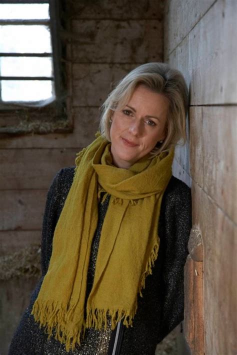 Author Jojo Moyes Write A Book For The Market It Wont Ring True