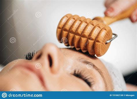 Madero Therapy Forehead Wrinkle Face Massage With Roller Pin Wooden