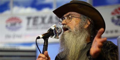 Chapter 1533 8 hours ago. Si Robertson, 'Duck Dynasty' Star, Says Atheists Don't Exist | HuffPost