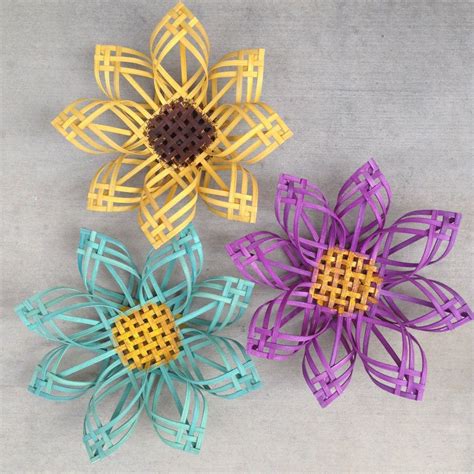Baskauta Baskauta Decorative Weavings Flower Crafts Paper Weaving