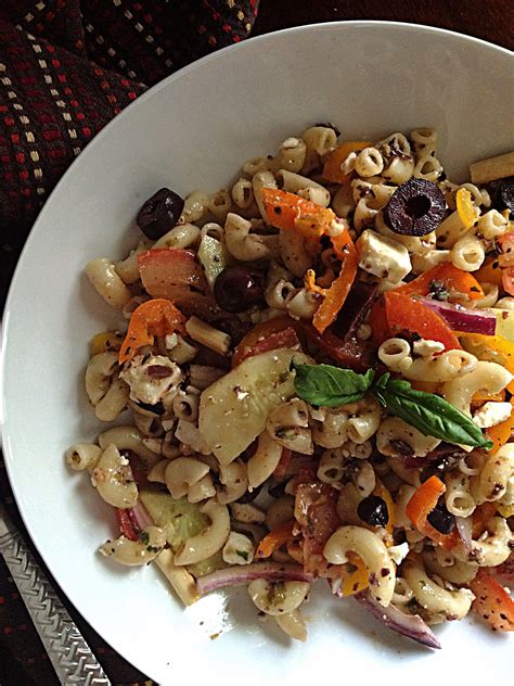 If the words pasta salad conjure up an image of overcooked elbow macaroni swimming in a sea of mayo with odd bits of vegetables for you, allow me to what i love about this dish is the combination of different flavors and textures: Summer Pasta Salad - Meatless Monday - simplyvegetarian777