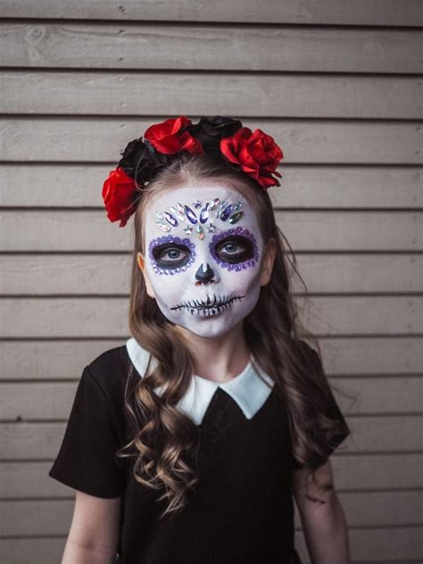 40 Halloween Makeup For Kids And Face Paint Ideas For Boys And Girls