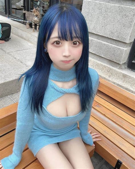 Yamiさんのインスタグラム写真 Yamiinstagram 「你也喜欢蓝色吗？💙 青しか勝たん～～～～～」11月7日 19時41分 Real Yami