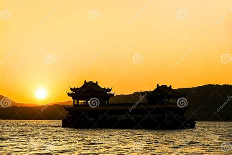 The Beautiful Of Silhouette Sunset Landscape Scenery Of Xihu West It