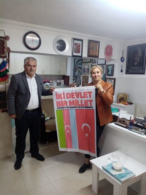 İlkadım Belediyesi’nden Muhtarlara Azerbaycan Bayrağı Samsun Haberleri