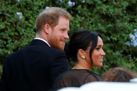 Neben meghan und harry sollen weitere britische royals zur hochzeit eingeladen sein. Hochzeit Harry Meghan Video / Hochzeit Meghan Und Harry ...