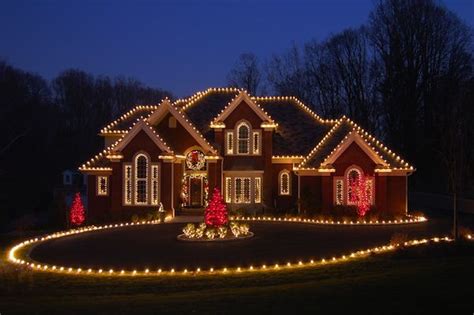 What better way decorate your home then with highlight your beautiful china and christmas accessories with these picture perfect snowflakes and holiday comics. HOW TO SAFELY INSTALL CHRISTMAS LIGHTS TO YOUR HOME'S ...