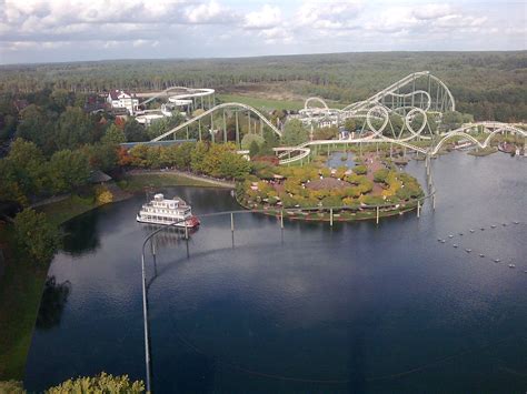 Der park ist teil der britischen merlin entertainments group, zu der diverse freizeiteinrichtungen wie alton towers, gardaland, legoland. Heide-Park von oben | Blick von dem Aussichtsturm | Sascha ...