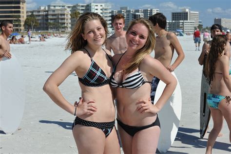 Before the pic in the last post i have a video with my girls out uncensored, 50 rt's and i'll post it! RCS_7102 - Spring Break Girls Sarasota | CraigShipp.com ...