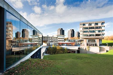 Law Llb Hons Part Time At University Of Essex Online