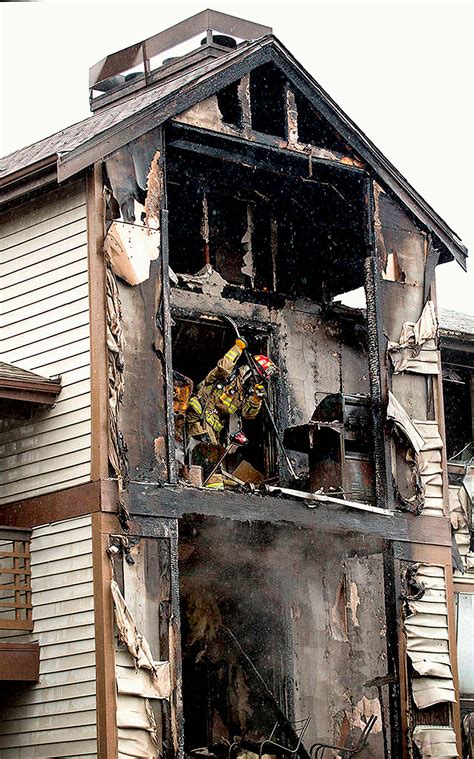 When doing the job makes you a hero: 2 firefighters honored | HeraldNet.com