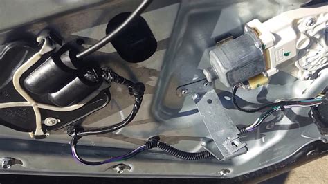 How to replace the door latch on a lincoln mkz zephyr and fusion - YouTube