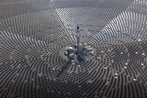 Australia will build a solar power plant to meet the government’s
