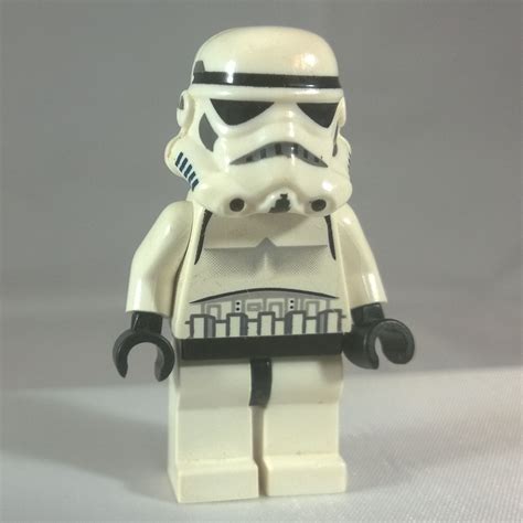 The prospect of starting a lego stormtrooper collection has become a daunting process due to the sheer number of minifigures, custom parts and weapons that are available. Lego Star Wars - Stormtroopers Snowtroopers first order ...