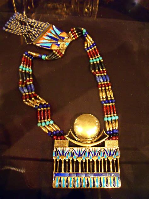 Necklace From The Royal Tomb Of King Tut Egypt Rarchaeology