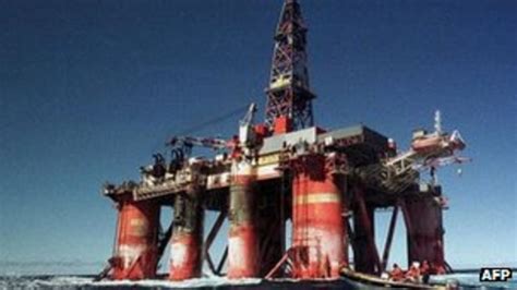 Uk Issues Offshore Drilling Licences Bbc News