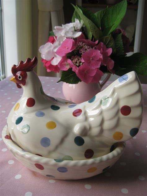 emma bridgewater polka dot hen on a nest emma bridgewater pottery chickens and roosters