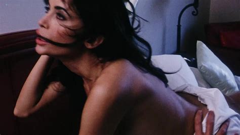 Nude Video Celebs Lisa Barbuscia Nude Serpent S Lair