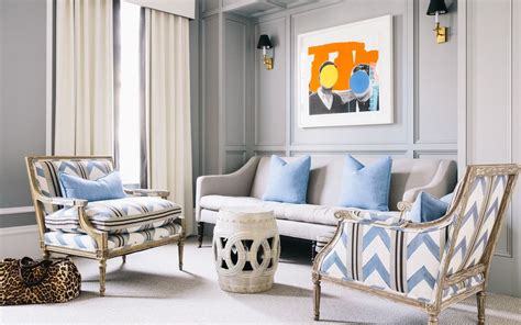 The center hosts a variety of exhibitions, open studio events, art salons and creative workshops. House Tour: Susan Greenleaf | Bedroom seating, Home living ...