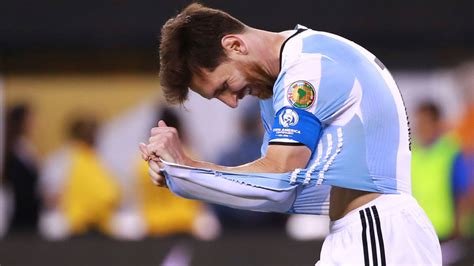 lionel messi indicates he s retiring from argentina after copa sports illustrated