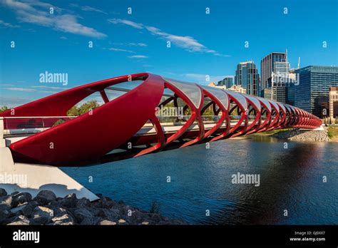 Peace Bridge Canada Hi Res Stock Photography And Images Alamy