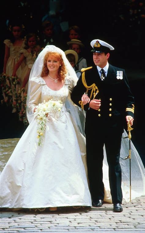 Princess beatrice's wedding dress inspired by mum sarah ferguson? Sarah Ferguson wedding dress | The most beautiful royal ...