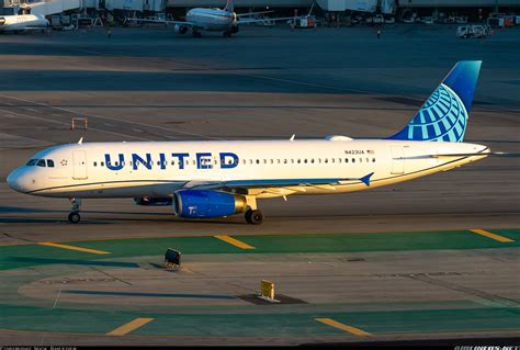 Airbus A320 232 United Airlines Aviation Photo 5801923
